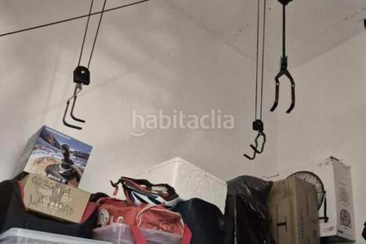 Piso edifici residencial blau cel de 3 hab con terraza 12 m2 sur 2 piscinas, gimnasio, conserjeria y mas en Terrassa