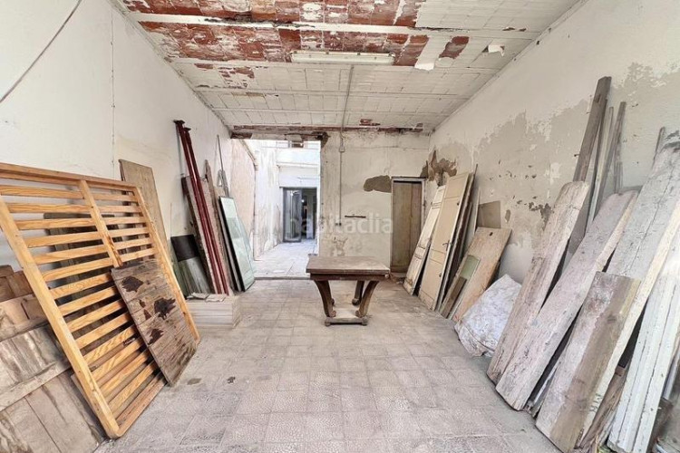 Casa junto a rambla de egara en Segle XX Terrassa