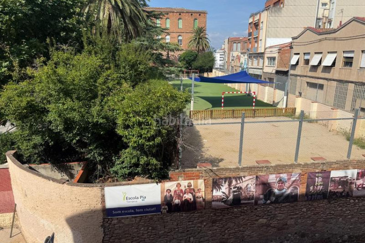 Piso gran oportunidad para inversores en el centro . en Terrassa