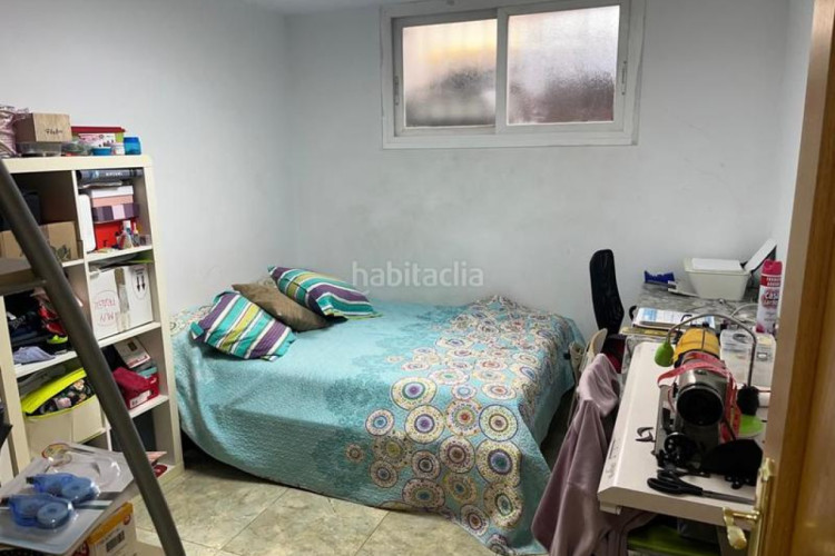 Chalet  en venta en La Cogullada, 5 dormitorios. en Terrassa