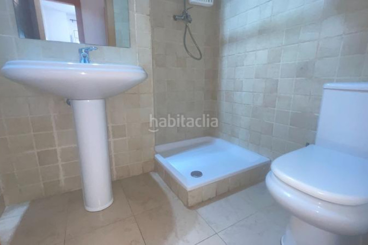 Piso en lacetania 58 pis amb pàrquing i traster inclòs en finca en zona cominitàtia i piscina en Terrassa