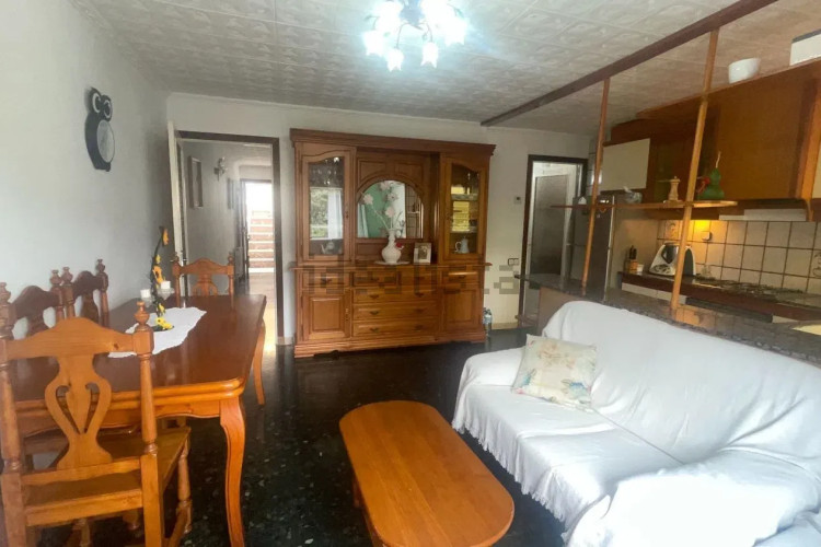 Casa independiente en carretera de Rellinars