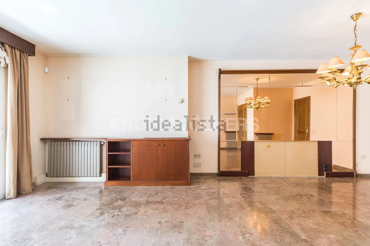 Dúplex en Barrio Centre