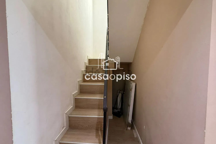 Chalet adosado en calle del Comte Borrell