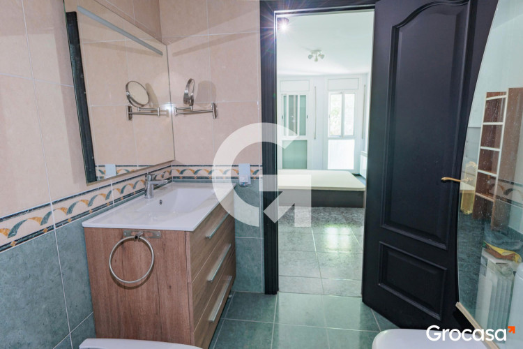 CL CALAF, DE, Les Arenes - La Gru00EDpia  Can Montllor