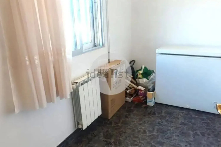 Casa independiente en calle del Camerun