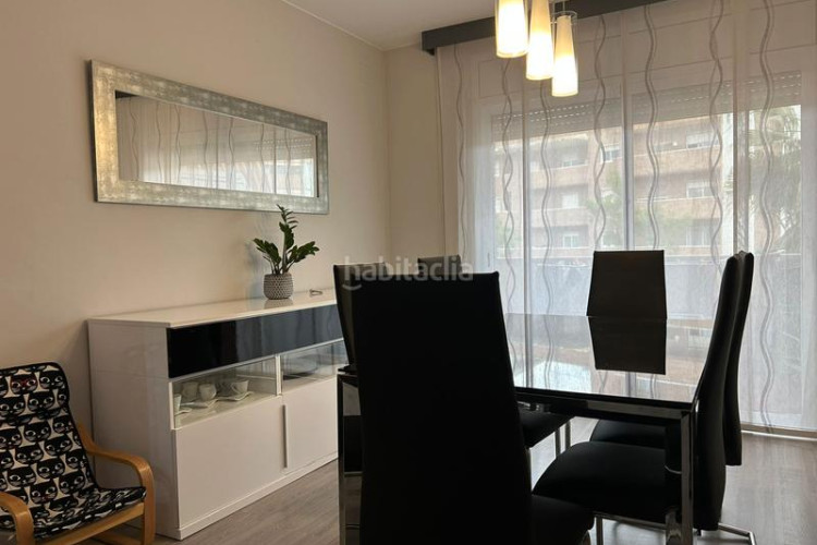 Piso 3 habitaciones, terraza, balcón y parking en Terrassa