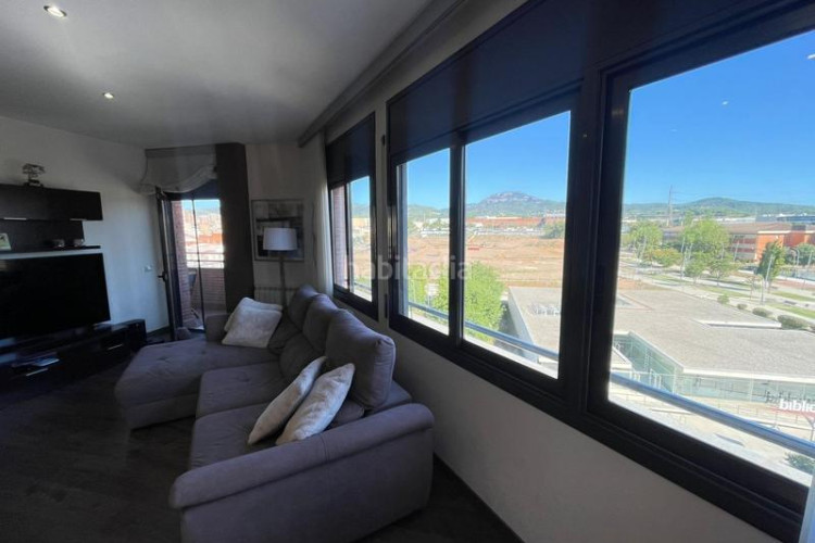 Ático espectacular dúplex con vistas panorámicas y ascensor privado en Sant Pere Nord en Terrassa