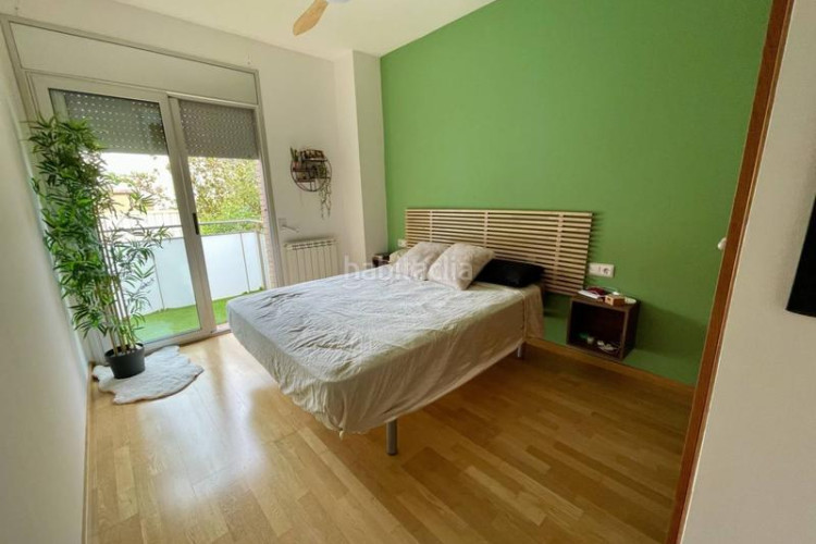 Piso  en can aurell de ambar de 84 m2 y 3 habitaciones en Terrassa