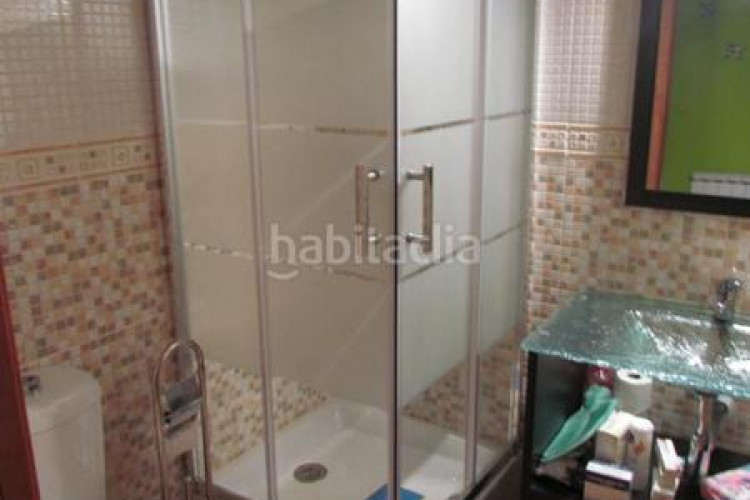 Dúplex zona de Egara. dúplex de 2habs. + 2lav. + balcón + terraza + pk en Terrassa