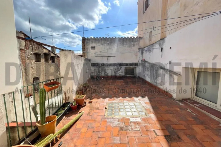 Dúplex en calle de la Palla