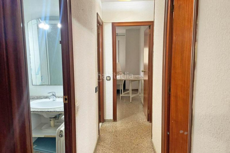 Piso  en venta zona escoles en Cementiri Vell Terrassa