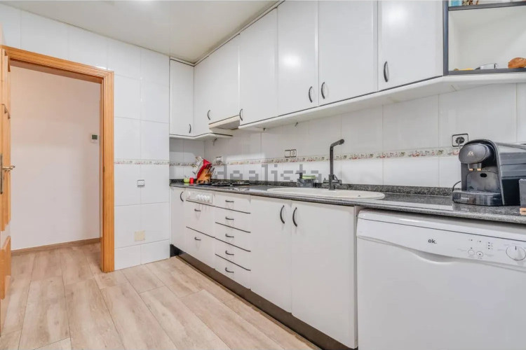 Piso en Barrio Escoles