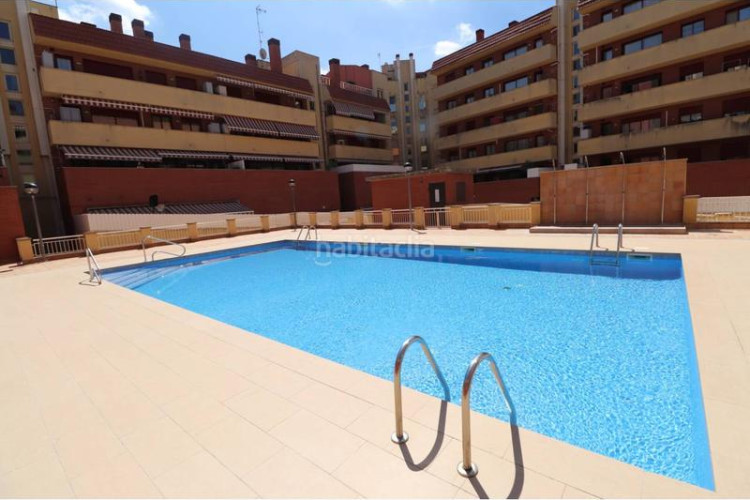 Piso Cementiri Vell, unico en la zona en Cementiri Vell Terrassa