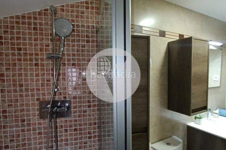 Dúplex  de ensueño en el centro con gran terraza y balcón, 2 plazas de parking y detalles premium en Terrassa