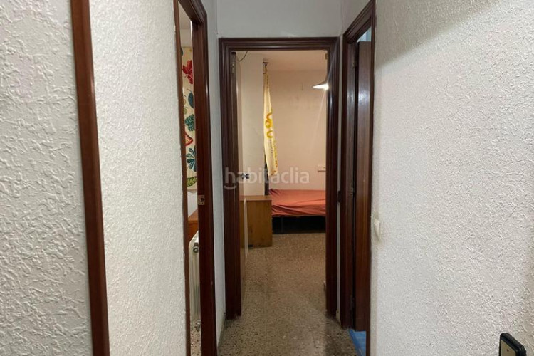 Piso pis en venda a zona escoles en Cementiri Vell Terrassa