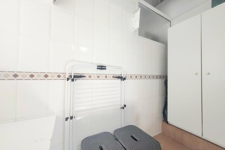 Piso 3 dormitorios, piscina, parking y trastero en Terrassa