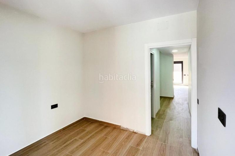 Dúplex  nuevo con terraza y buhardilla en ca naurell en Terrassa