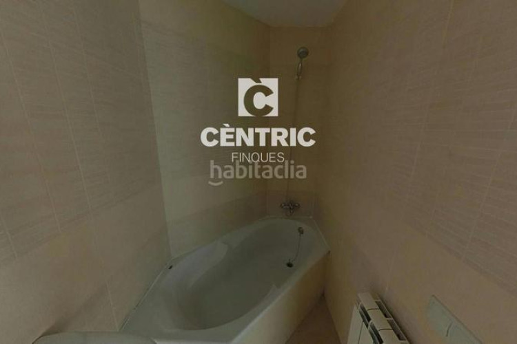 Piso  de una habitación con ascensor ideal inversión pequeña! en Terrassa
