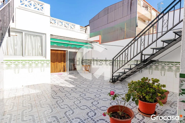 Casa independiente en calle ďOrà