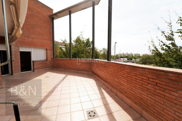 Chalet calidez y diseño en una casa señorial en la zona olímpica! en Terrassa