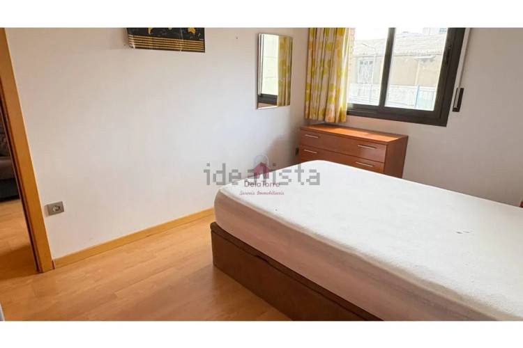 Piso en calle de la Poetessa Caparà