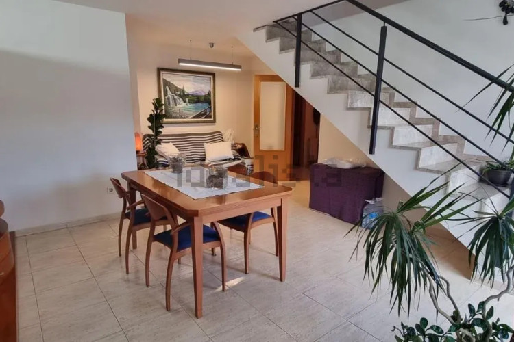 DUPLEX DE 2 HABITACIONES Y DOS TERRAZAS