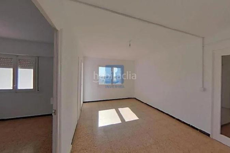 Piso inmueble ilegalmente okupado situado en la calle marinelo bosch 17, 52, , barcelona en Terrassa