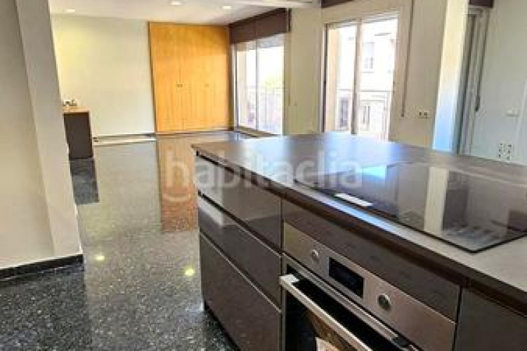 Piso gran piso junto parc vallparadis en Vallparadís - Antic Poble de Sant Pere Terrassa