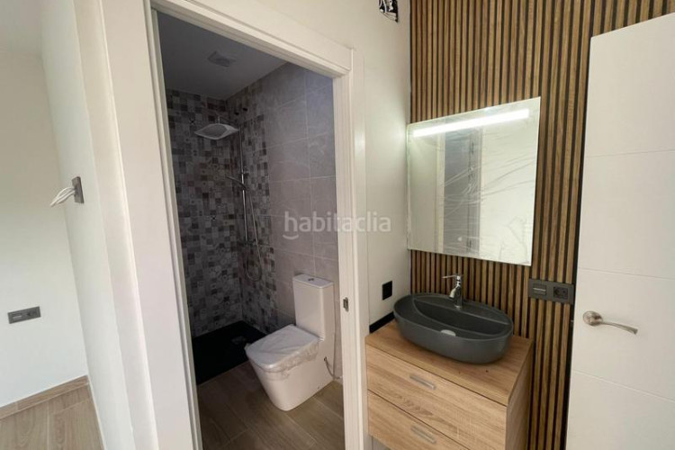 Planta baja  de obra nueva en can aurell!!! en Terrassa