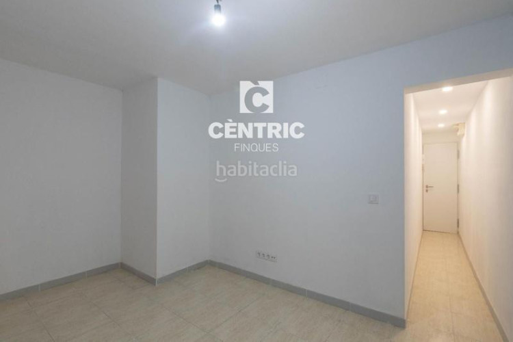 Piso se vende fantástico piso en el barrio de Can Boada en Terrassa