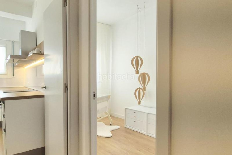 Piso de 4 hab reformat a estrenar al carrer prat de la riba tocant jacquard en Terrassa