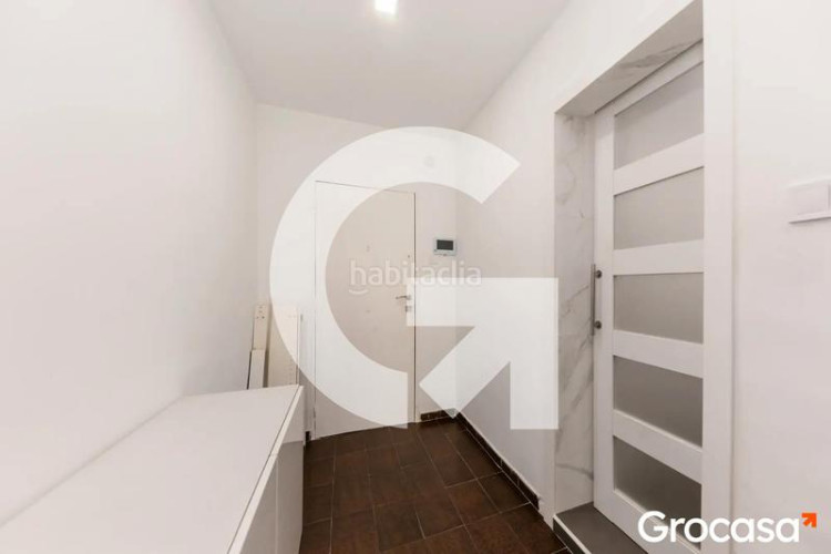 Piso precioso piso cerca de del centro en La Cogullada Terrassa