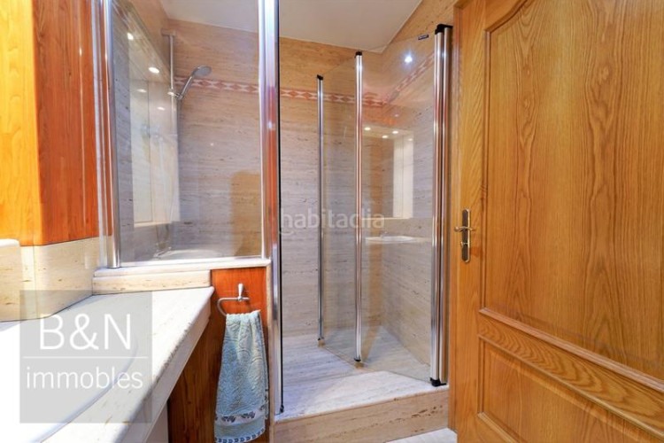 Chalet calidez y diseño en una casa señorial en la zona olímpica! en Terrassa