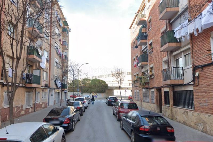 Piso  en calle sant damia en Cementiri Vell Terrassa