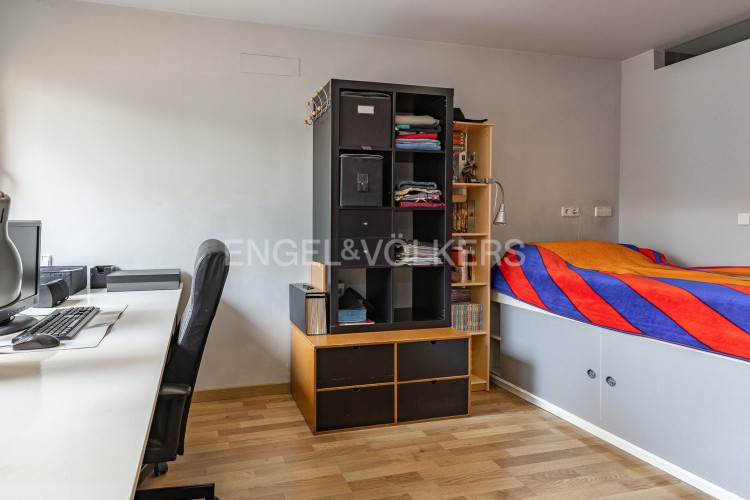 Vallparadu00EDs - Antic Poble de Sant Pere