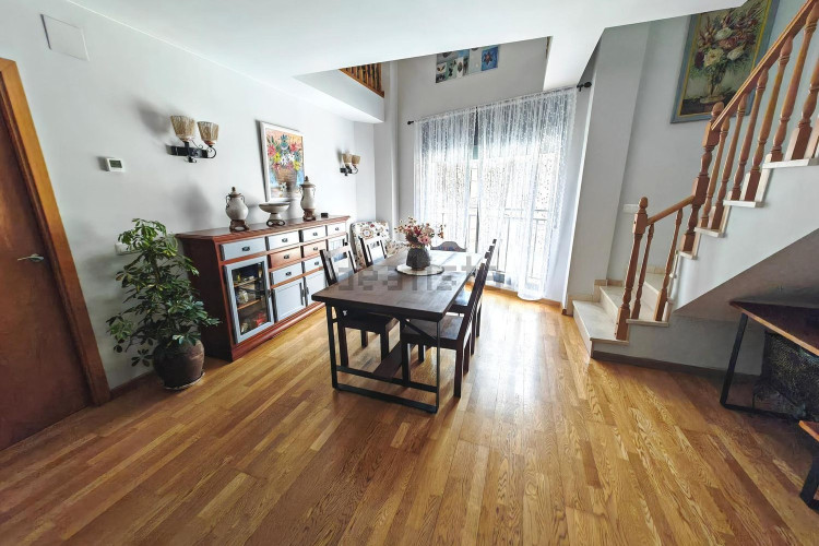 Dúplex en venta en Vallparadís