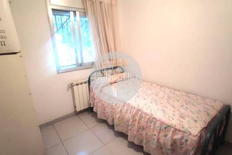 Casa encantadora casa independiente en Can Parellada, perfecta para dos familias en Terrassa