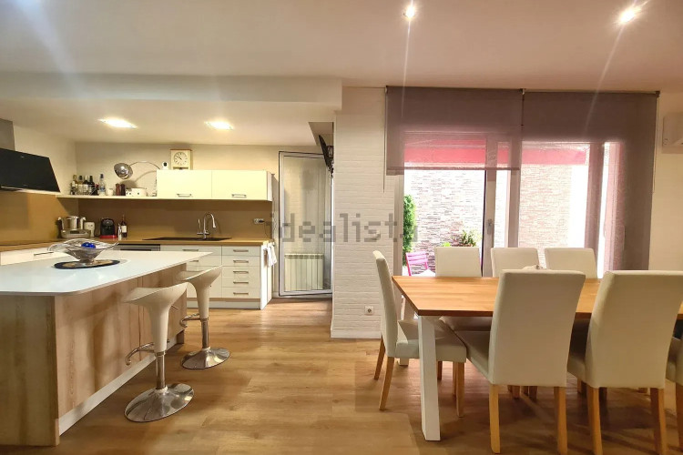 Chalet adosado en Barrio Roc Blanc