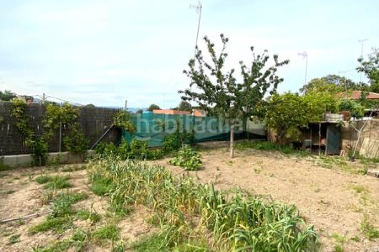 Chalet  bifamiliar ubicado en Can Parellada en Terrassa