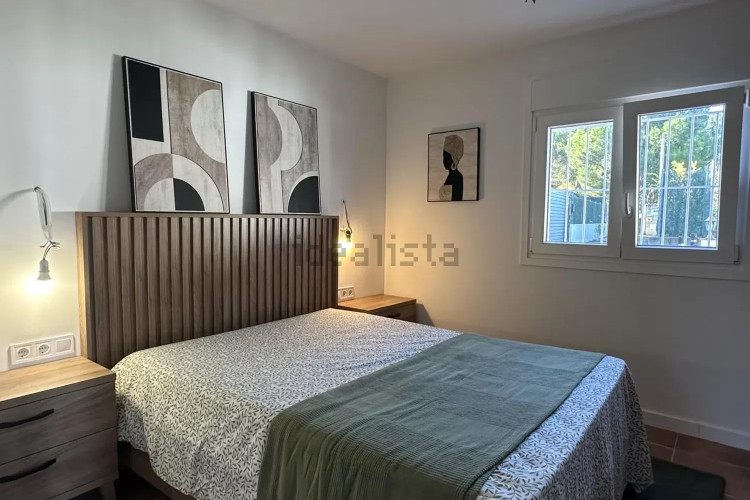 Casa independiente en calle de la Llebre