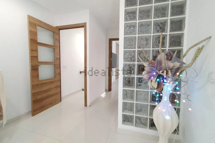 Chalet adosado en Barrio Ca n'Anglada