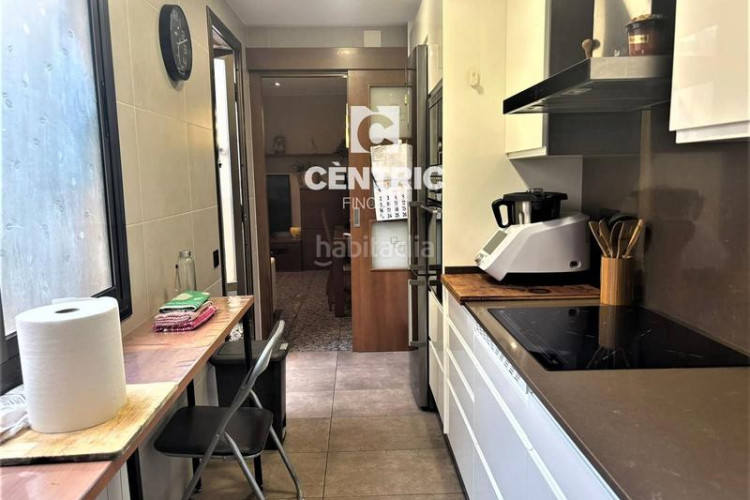 Piso planta baja de 3 habitaciones en Zona Esportiva Terrassa
