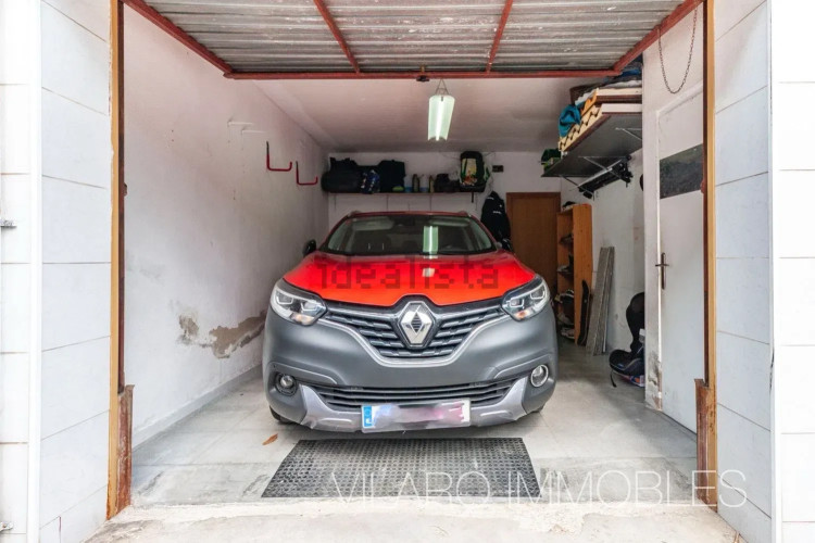 Chalet adosado en calle de Sant Damià