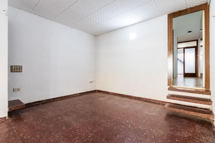 Terrassa - DUQUESSA DE LA VICTORIA,D, Can Palet  