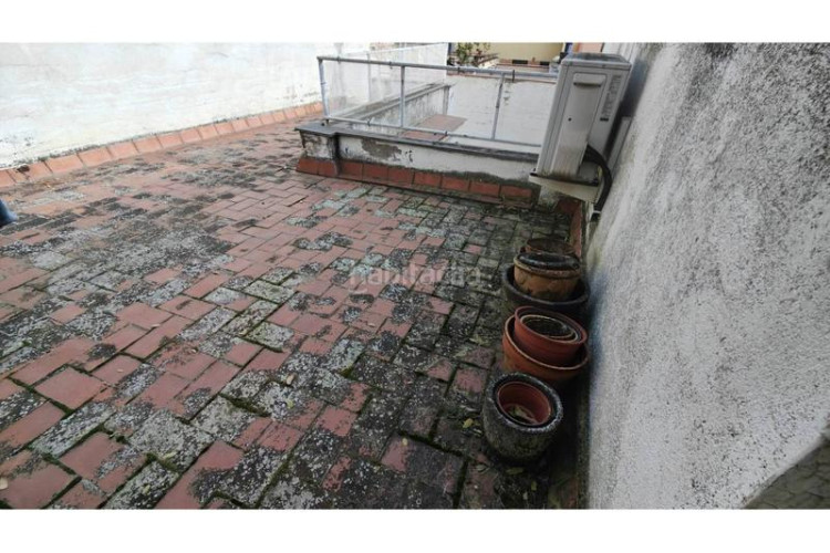 Casa adosada venta casa adosada a reformar con muchas posibilidades. en Terrassa