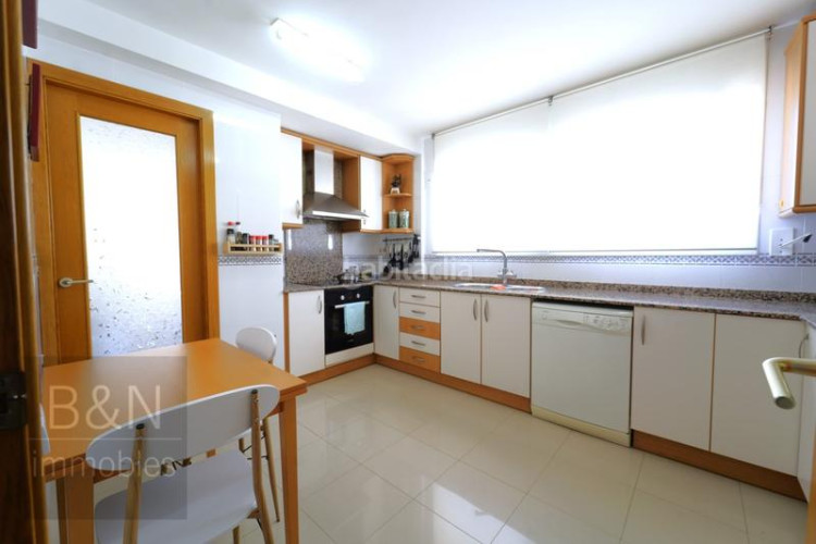 Dúplex espectacular terraza, garaje privado capacidad para 4 coches, vivienda amplia y luminosa! en Terrassa