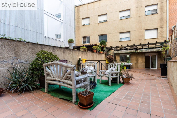 Terrassa - Carrer autonomia, Sant Pere