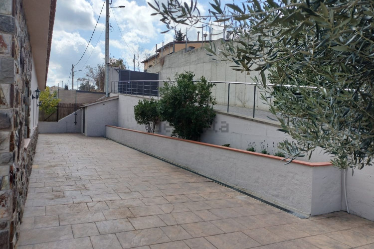 Casa independiente en calle de la Daina