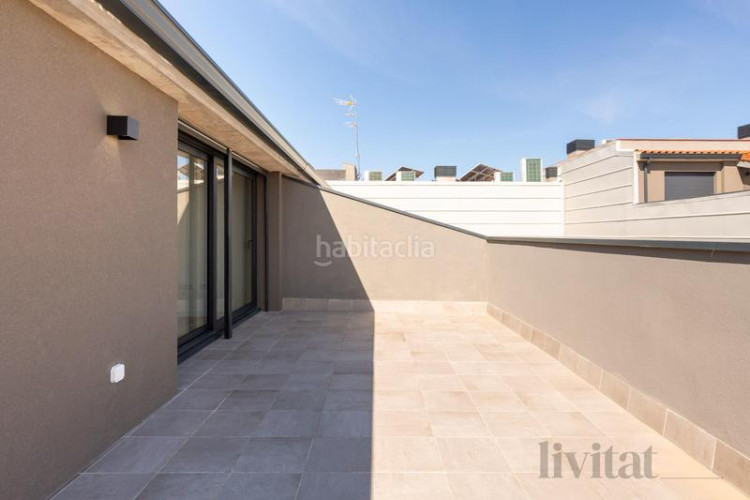 Piso en calle transversal 181 en San Pere Terrassa